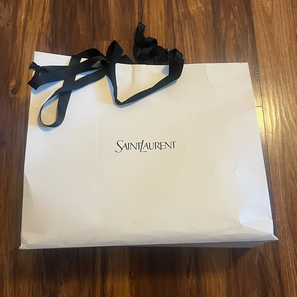 YSL LOU LOU - Picture 12 of 13